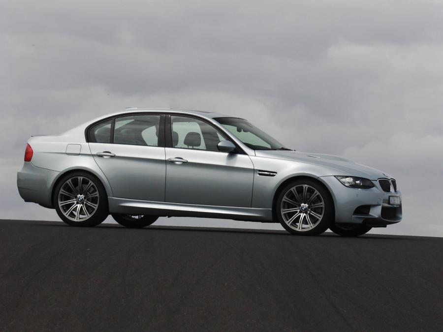  BMW M3 Sedan 2010 года  (AU) (фото 2 из 16)
